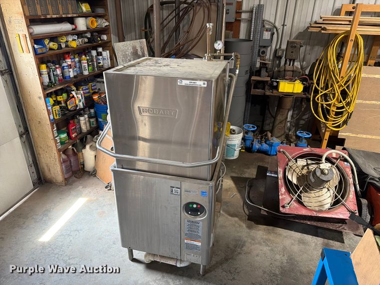 Hobart AM15 dish washer