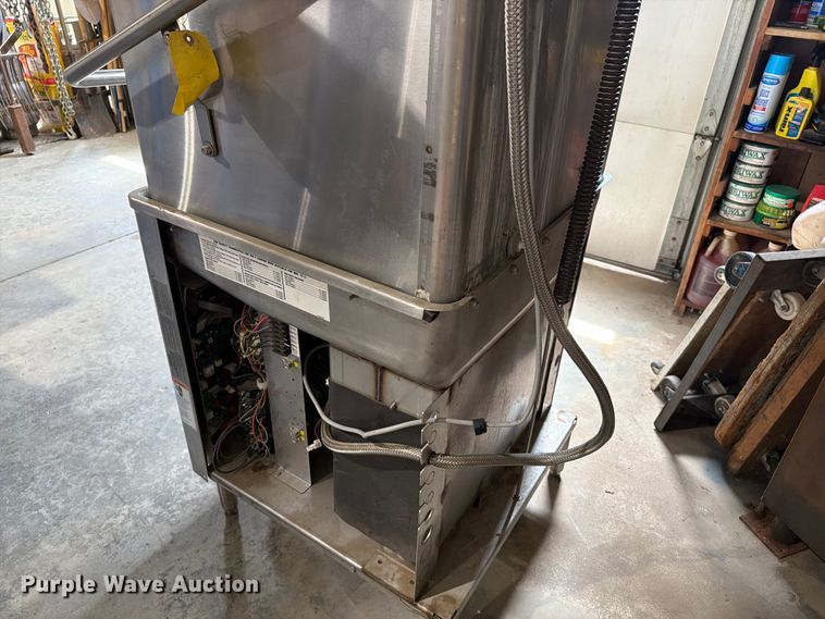 image for item ER1881 Hobart AM15 dish washer
