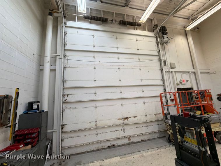 image for item ER1882 Garage door