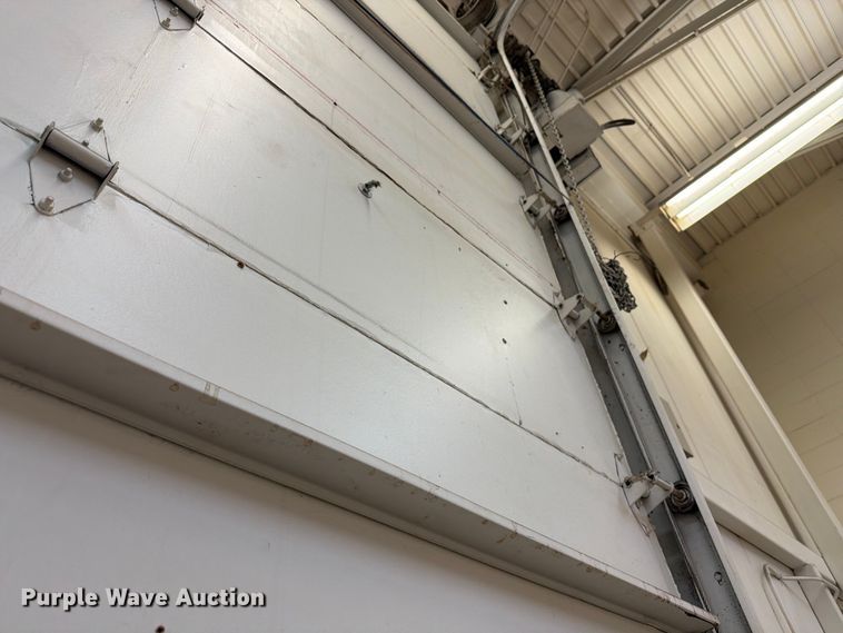 image for item ER1882 Garage door