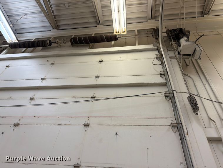 image for item ER1882 Garage door