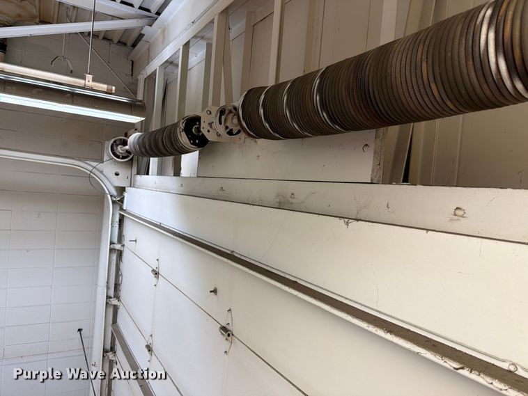 image for item ER1882 Garage door