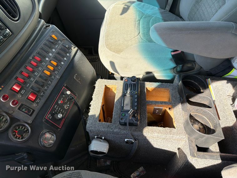 image for item ER1883 2003 Ford E450 ambulance