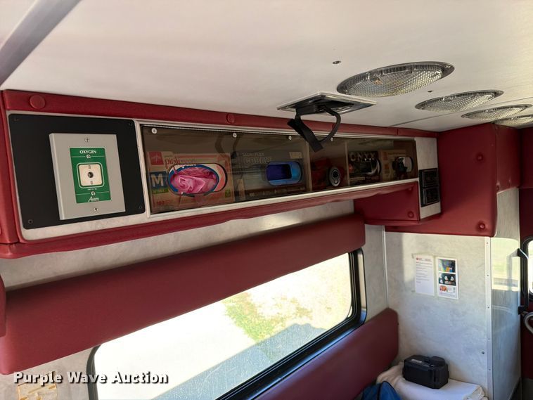 image for item ER1883 2003 Ford E450 ambulance