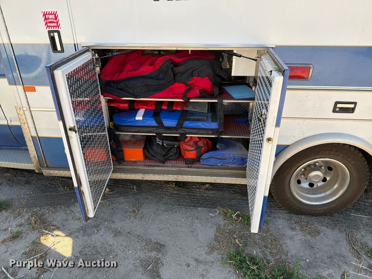 image for item ER1884 1995 Ford E350 ambulance