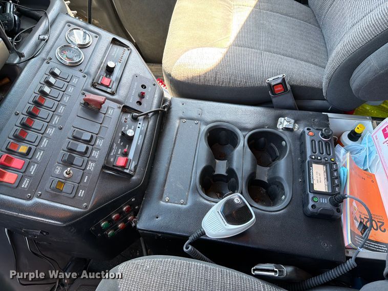image for item ER1884 1995 Ford E350 ambulance