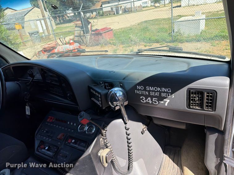 image for item ER1884 1995 Ford E350 ambulance