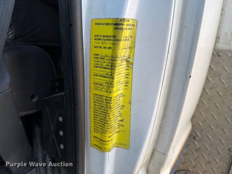 image for item ER1884 1995 Ford E350 ambulance