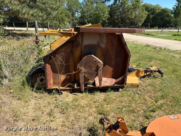 image for item ER1885 2001 Wood 3180 batwing rotary mower