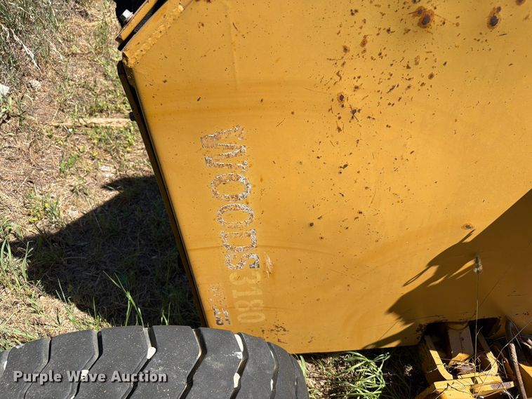 image for item ER1885 2001 Wood 3180 batwing rotary mower