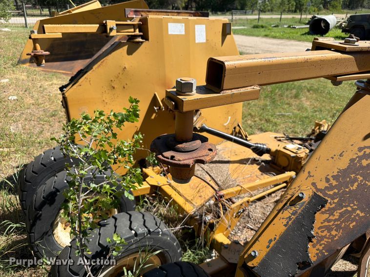 image for item ER1885 2001 Wood 3180 batwing rotary mower