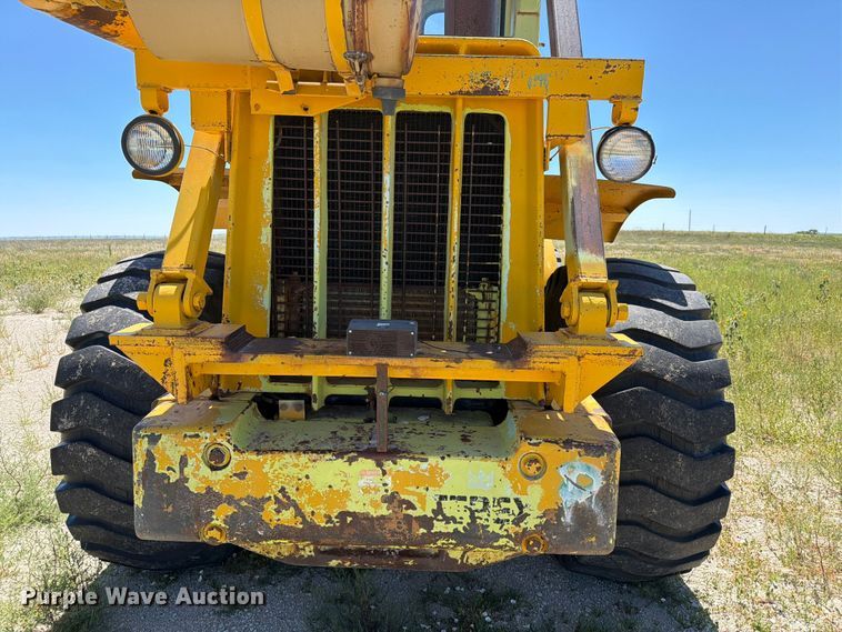 image for item ER1887 1970 Terex 72-51 AA wheel loader