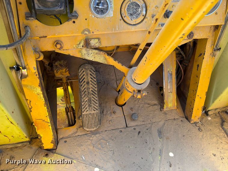 image for item ER1887 1970 Terex 72-51 AA wheel loader