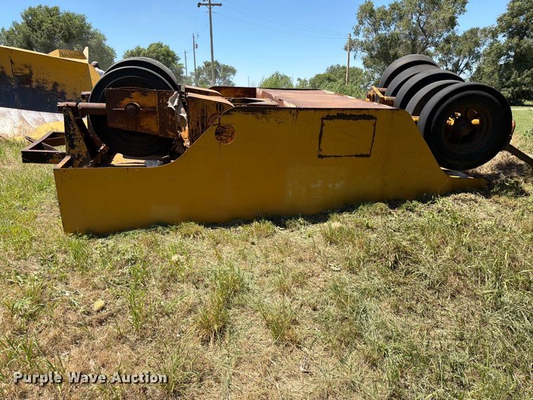 image for item ER1888 BMCO SPP9 pull type pneumatic roller