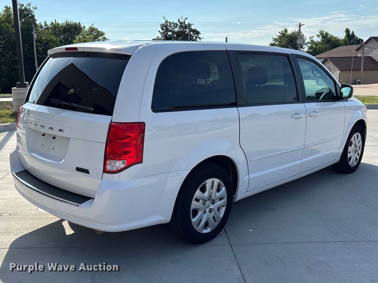 image for item ER3065 2016 Dodge Grand Caravan van