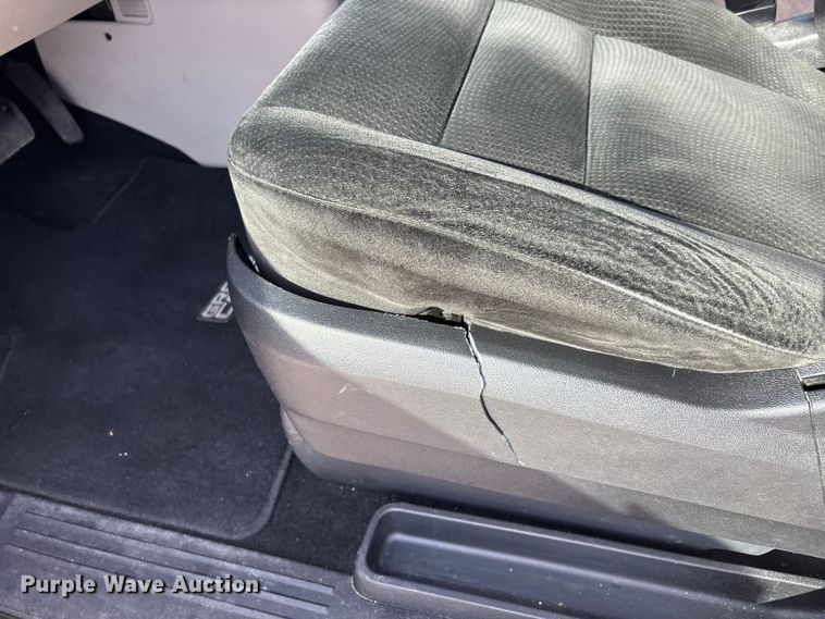 image for item ER3065 2016 Dodge Grand Caravan van