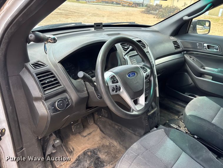 image for item ER3103 2014 Ford Explorer Police Interceptor SUV