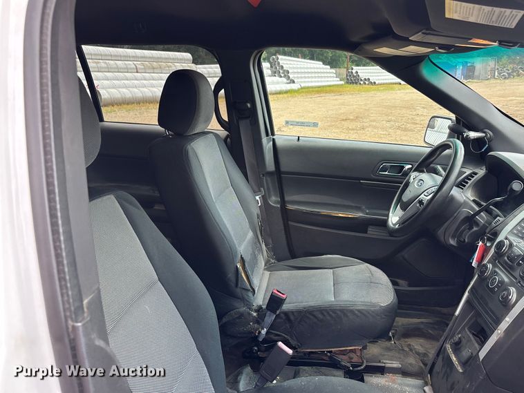 image for item ER3103 2014 Ford Explorer Police Interceptor SUV