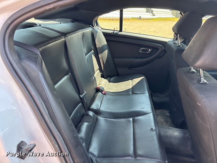image for item ER3104 2017 Ford Taurus Police Interceptor 