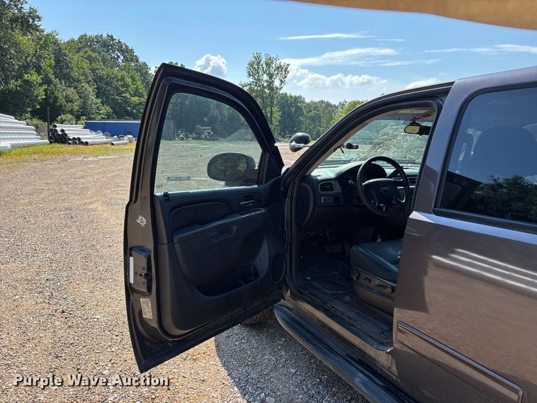 image for item ER3106 2011 Chevrolet Tahoe Police SUV