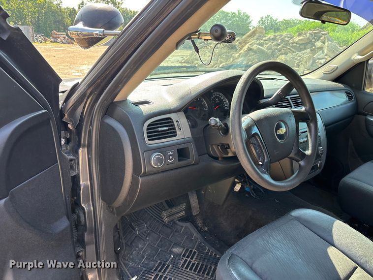 image for item ER3106 2011 Chevrolet Tahoe Police SUV