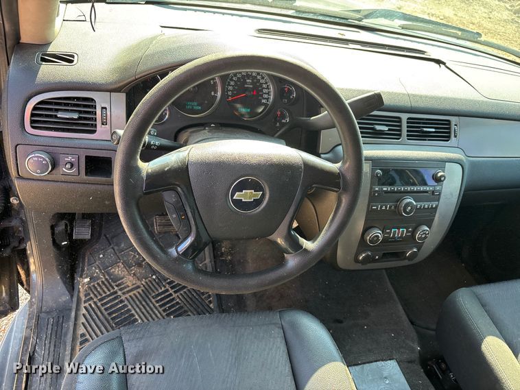 image for item ER3106 2011 Chevrolet Tahoe Police SUV