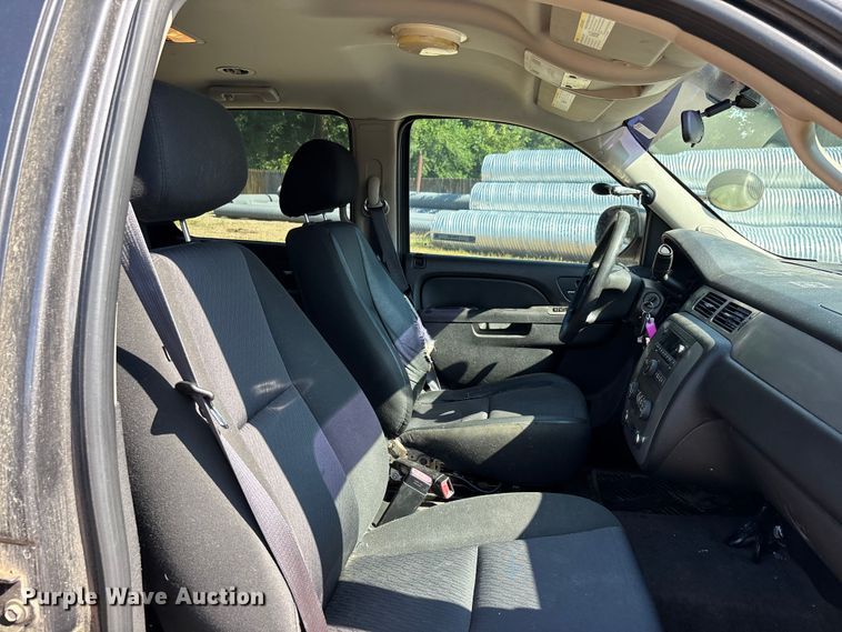 image for item ER3106 2011 Chevrolet Tahoe Police SUV