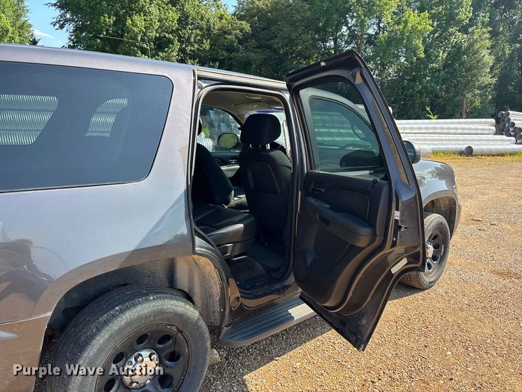 image for item ER3106 2011 Chevrolet Tahoe Police SUV