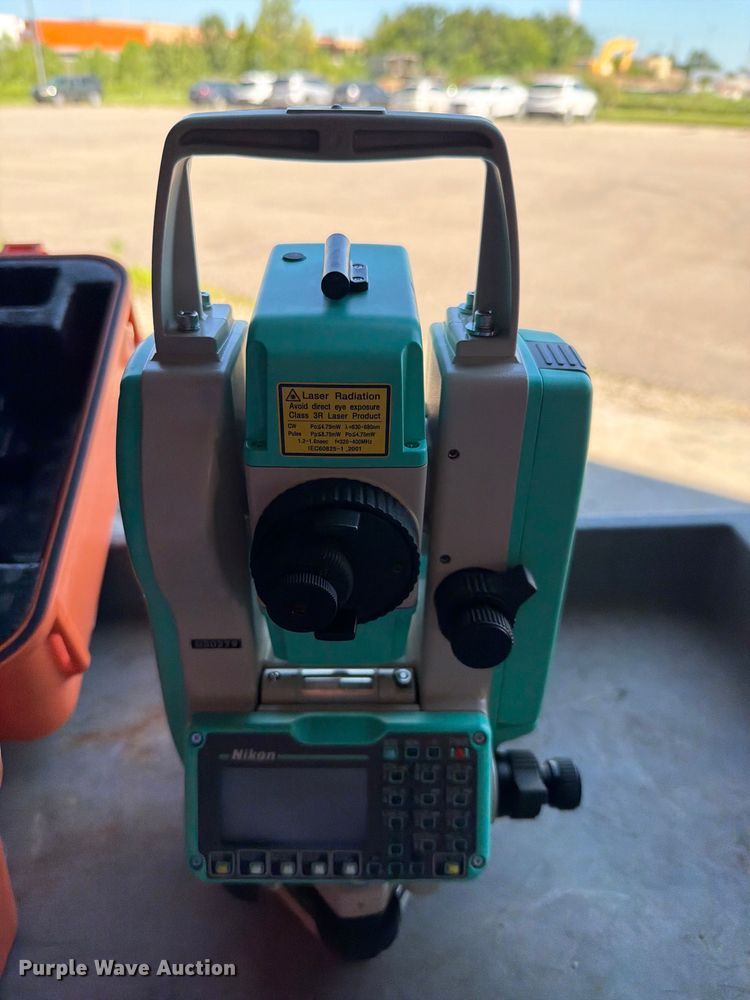 image for item EV2305 Nikon NPR362 total station