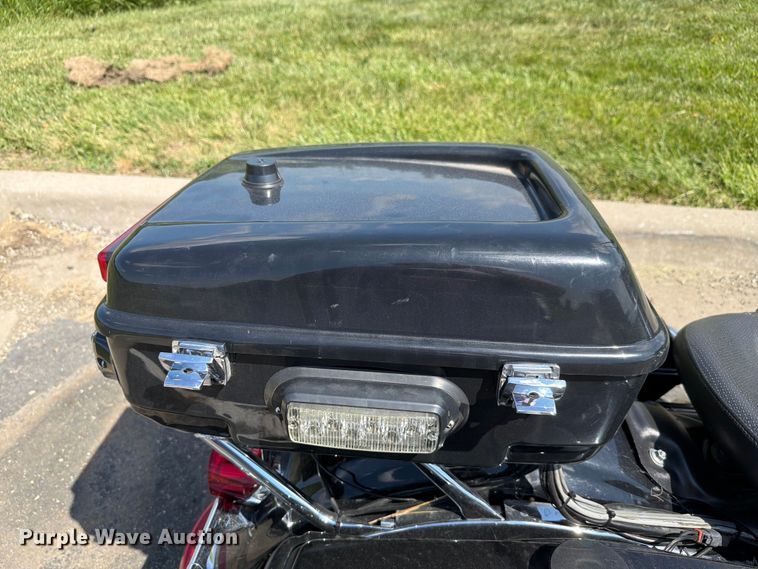 image for item EV2307 2010 Harley-Davidson FLHTP Electra Glide Police motorcycle