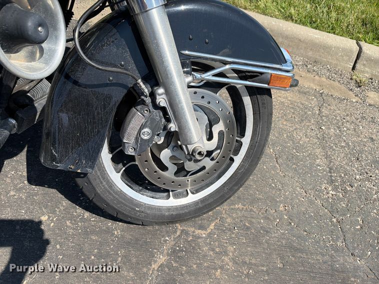 image for item EV2307 2010 Harley-Davidson FLHTP Electra Glide Police motorcycle
