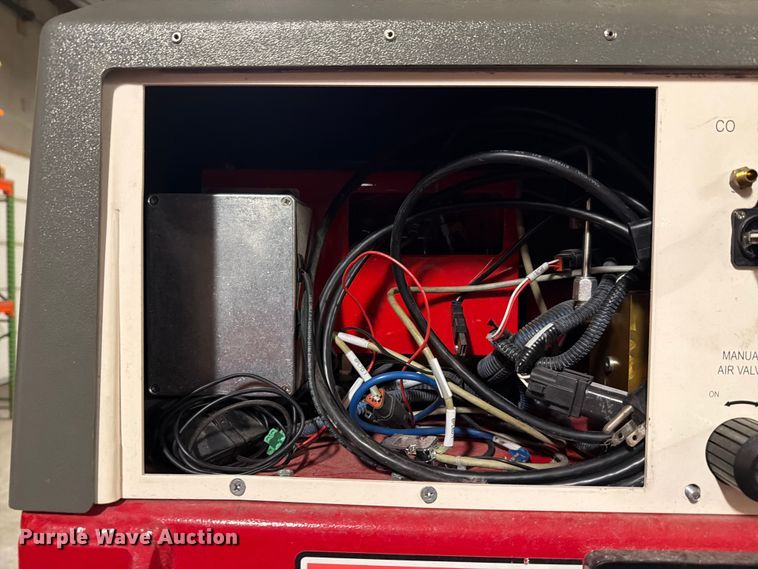 image for item EV2308 2017 Scott HushAir Connect 7500  SCBA fill station and air compressor
