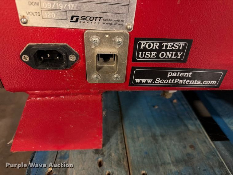 image for item EV2308 2017 Scott HushAir Connect 7500  SCBA fill station and air compressor