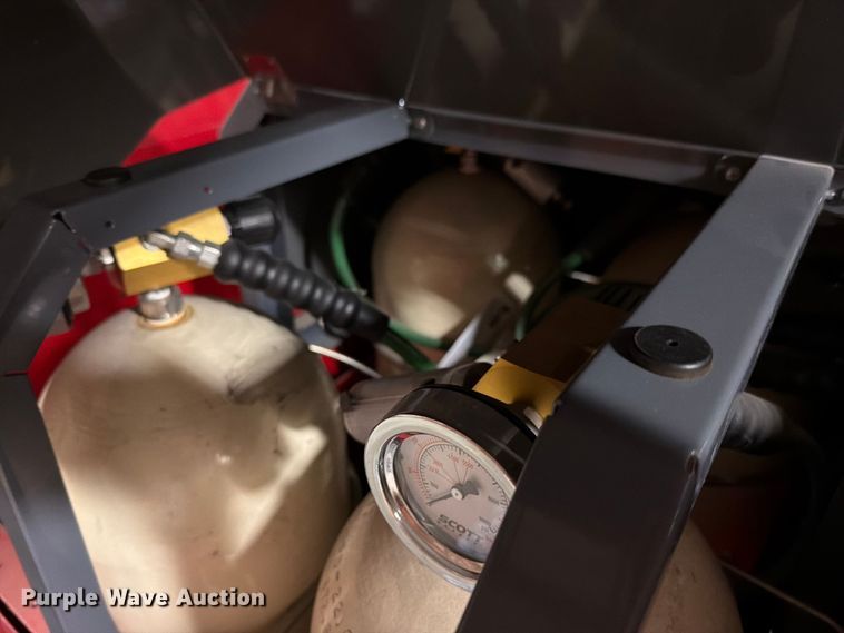 image for item EV2308 2017 Scott HushAir Connect 7500  SCBA fill station and air compressor