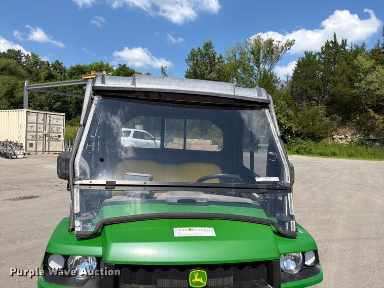 image for item EV2312 2015 John Deere HPX Gator utility vehicle