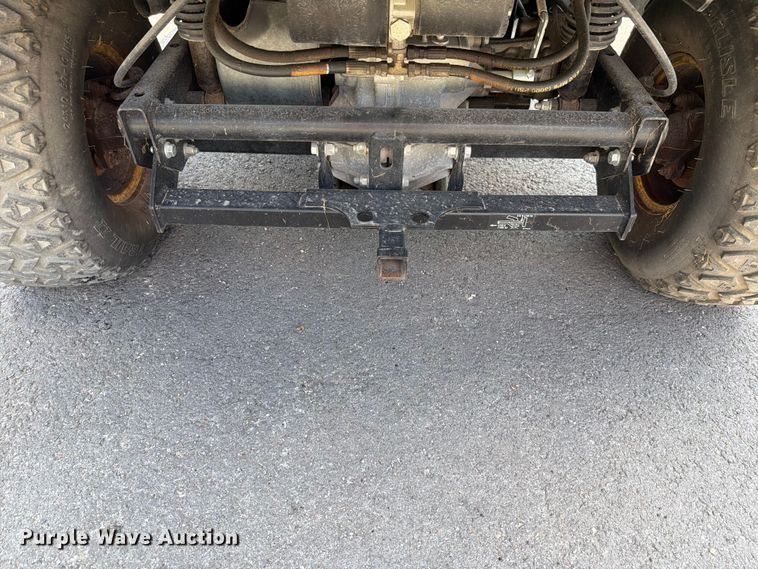 image for item EV2312 2015 John Deere HPX Gator utility vehicle