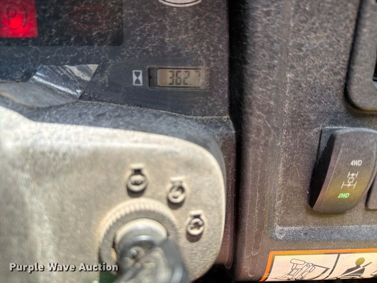 image for item EV2312 2015 John Deere HPX Gator utility vehicle