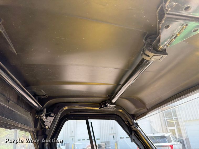 image for item EV2312 2015 John Deere HPX Gator utility vehicle