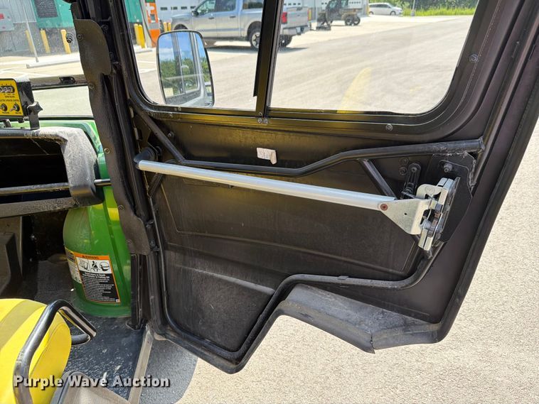image for item EV2312 2015 John Deere HPX Gator utility vehicle