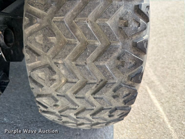 image for item EV2312 2015 John Deere HPX Gator utility vehicle