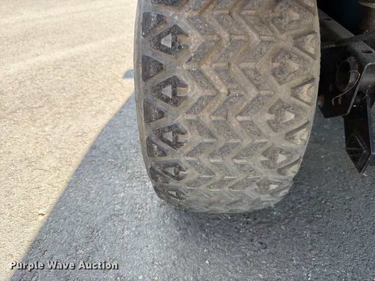 image for item EV2312 2015 John Deere HPX Gator utility vehicle