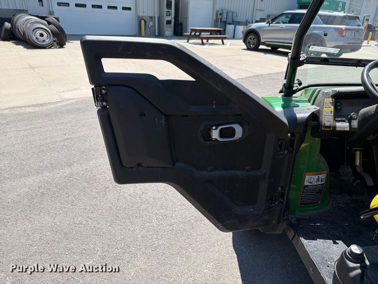 image for item EV2313 2014 John Deere HPX Gator utility vehicle