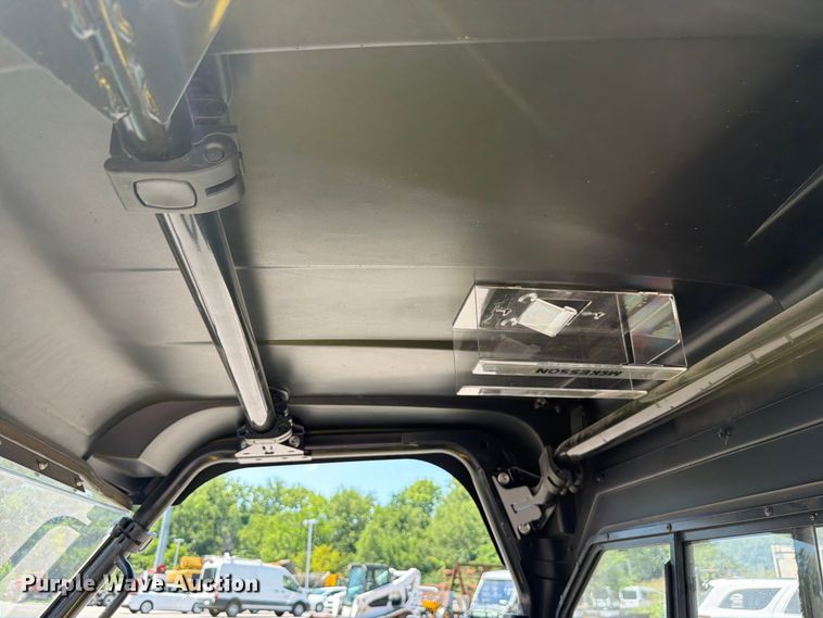 image for item EV2313 2014 John Deere HPX Gator utility vehicle
