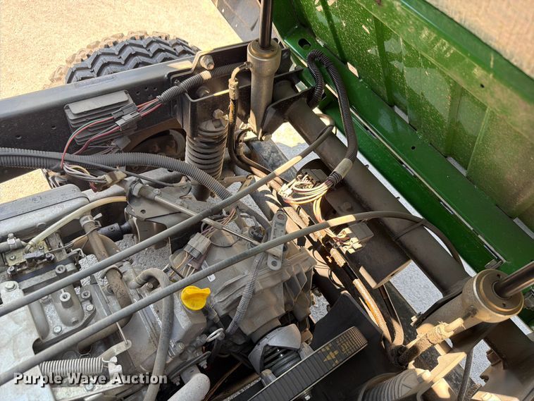 image for item EV2313 2014 John Deere HPX Gator utility vehicle