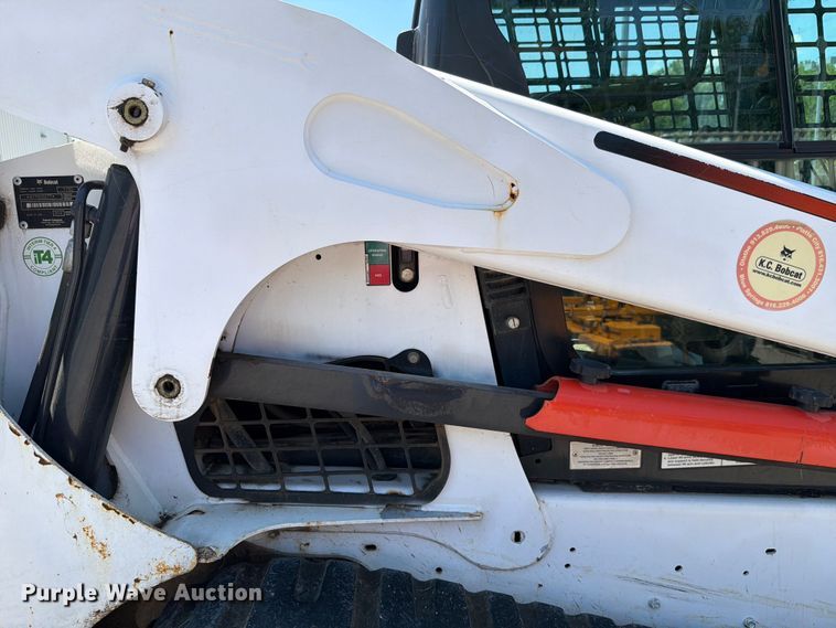 image for item EV2314 2014 Bobcat T750 tracked skid steer loader