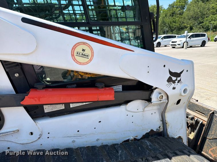 image for item EV2314 2014 Bobcat T750 tracked skid steer loader