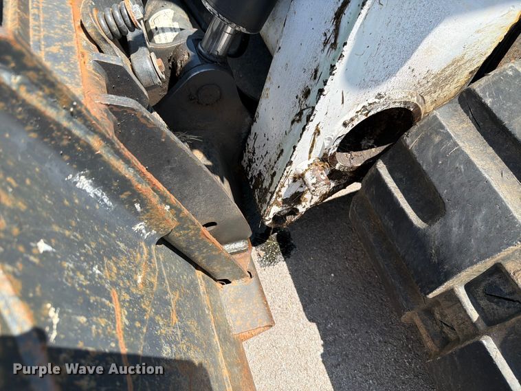 image for item EV2314 2014 Bobcat T750 tracked skid steer loader