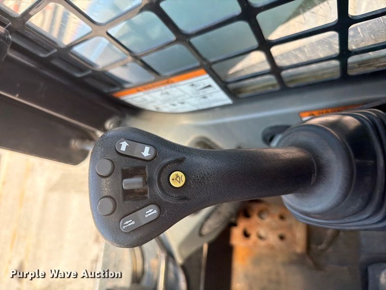 image for item EV2314 2014 Bobcat T750 tracked skid steer loader