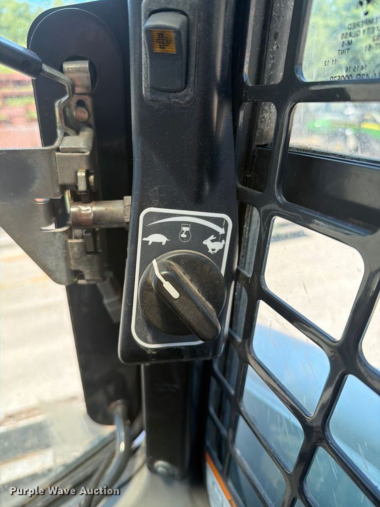image for item EV2314 2014 Bobcat T750 tracked skid steer loader