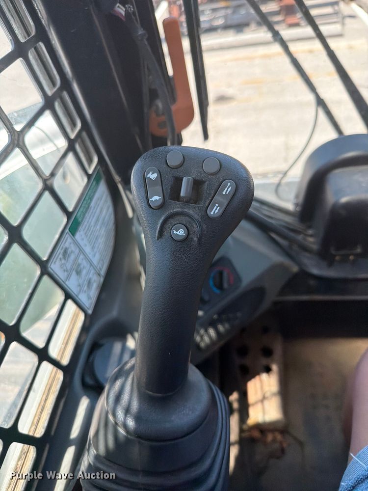 image for item EV2314 2014 Bobcat T750 tracked skid steer loader